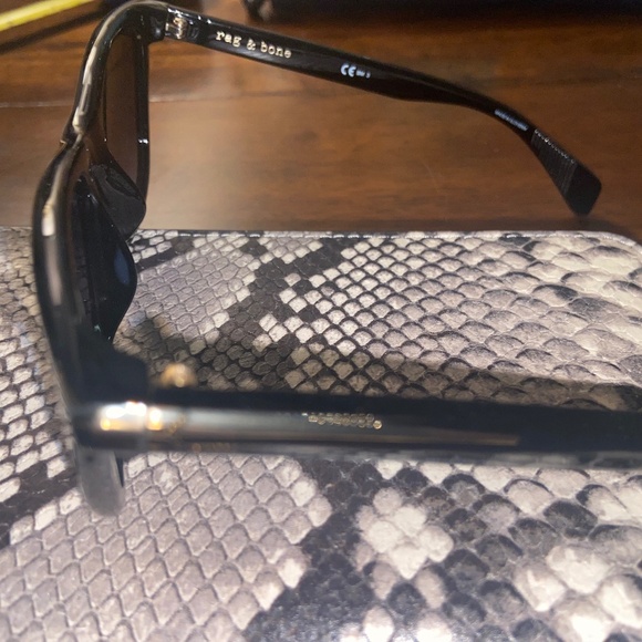 rag &  bone  Black Women’s Sunglasses VGC - Picture 3 of 14